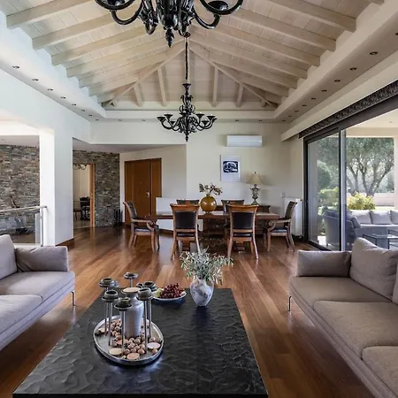 Aphrodite Villa *