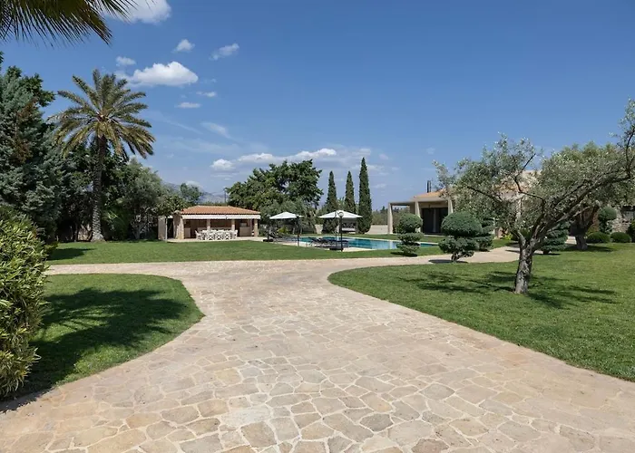 Aphrodite * איוי תיאודורי