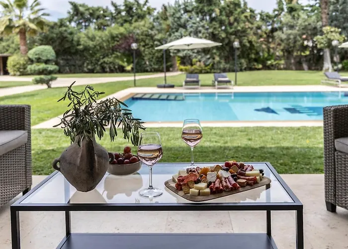 Aphrodite Villa Agioi Theodoroi (Corinthia)